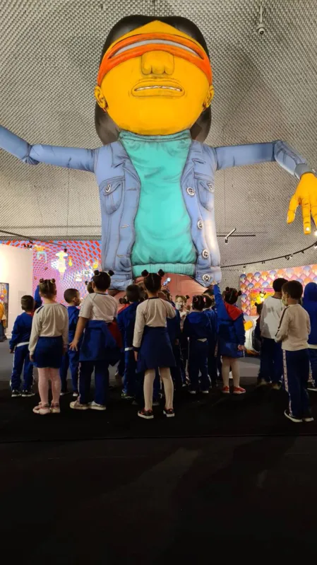 Visitas à exposição OSGEMEOS:SEGREDOS devem ser reservadas através de um link próprio no site do MON