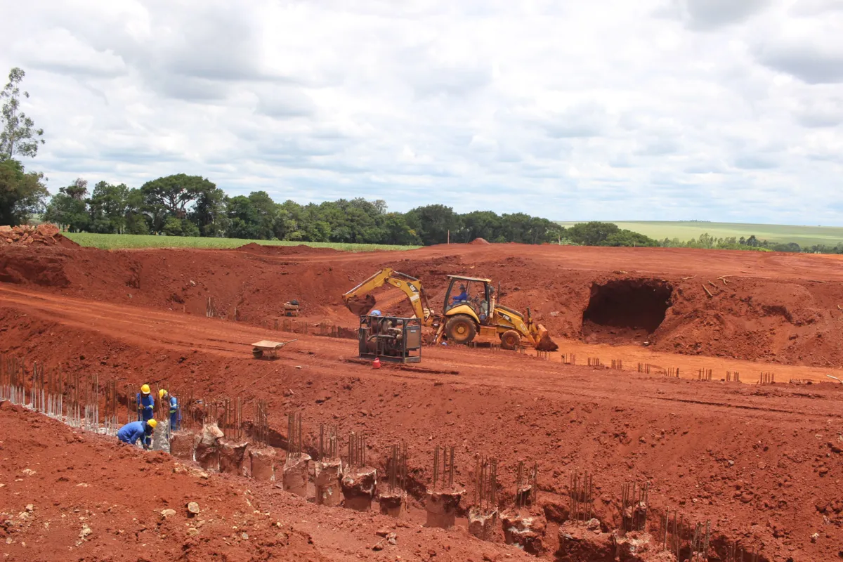 Obras do contorno de Peabiru