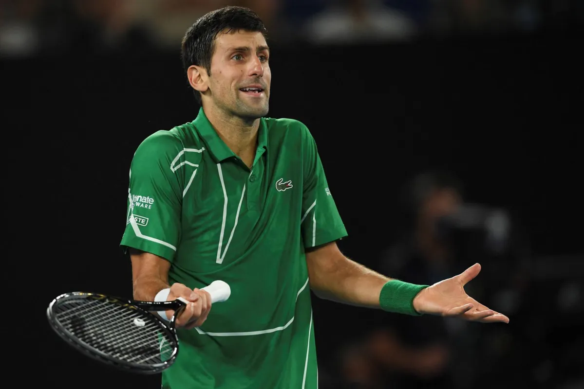 Imagem ilustrativa da imagem OPINIÃO DO LEITOR - Cartão vermelho para Djokovic já