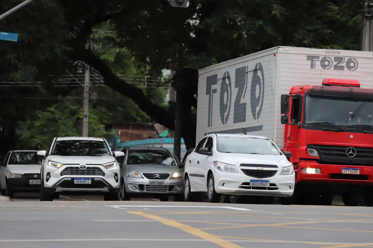 Em todo o Paraná, em torno de 4,6 milhões de veículos devem pagar imposto este ano.