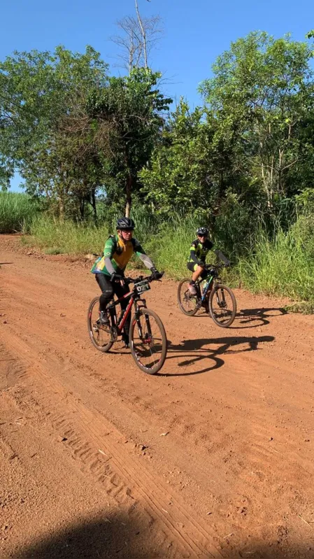 Ciclistas de todo o Paraná participaram da prova inaugural.