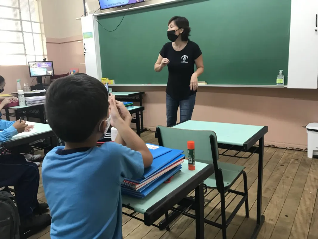 Na Escola Municipal Carlos Dietz estudam cerca de 370 crianças: momento de acolhimento