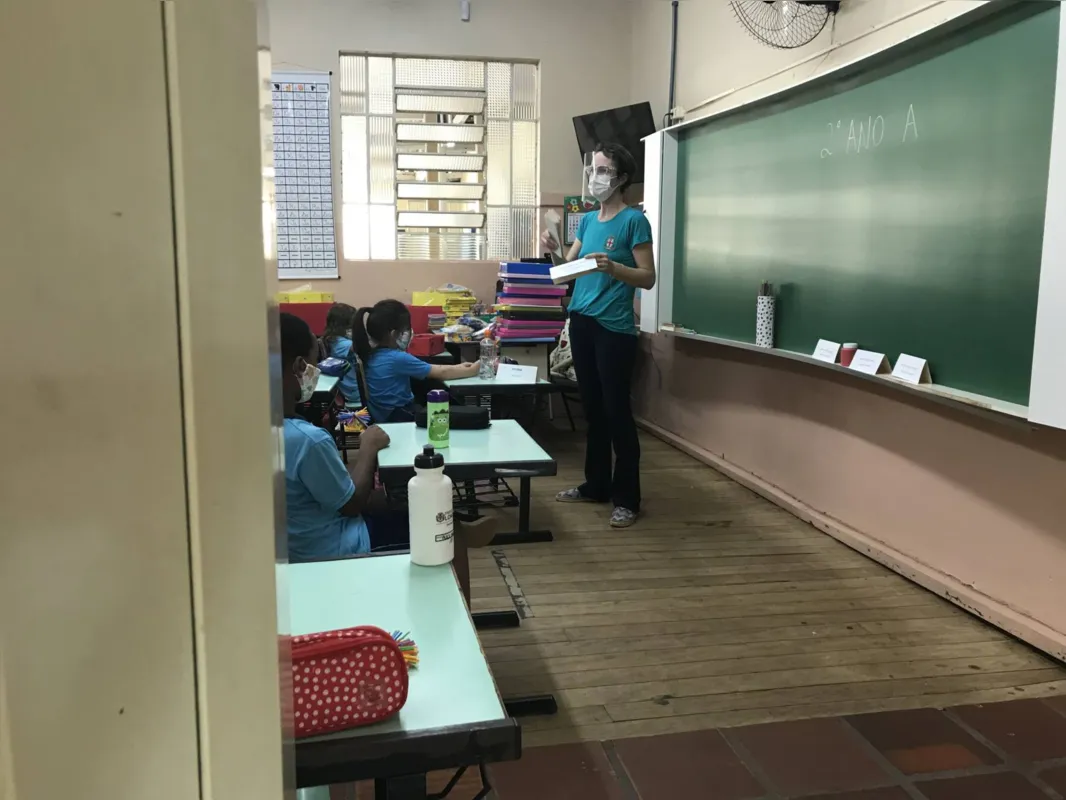 Imagem ilustrativa da imagem Segunda-feira de volta às aulas em Londrina
