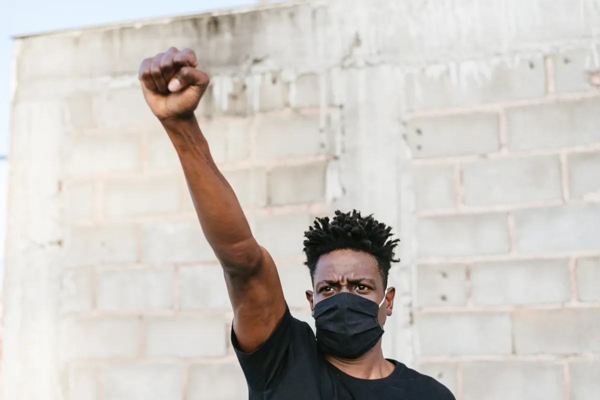 Imagem ilustrativa da imagem Tema racismo predomina em obras literárias para prova da UEL