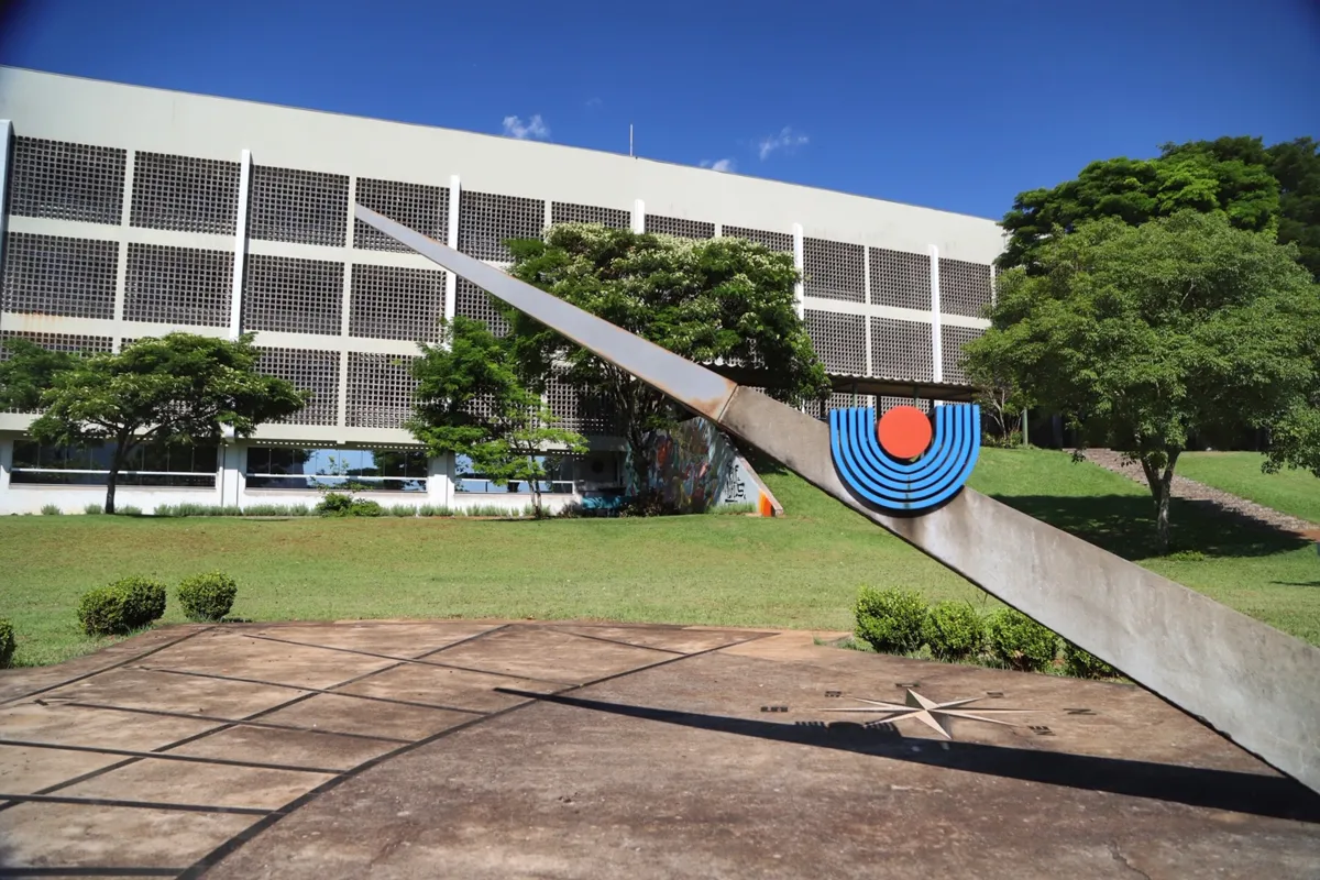 Imagem ilustrativa da imagem Unioeste prepara volta das aulas presenciais para o dia 24
