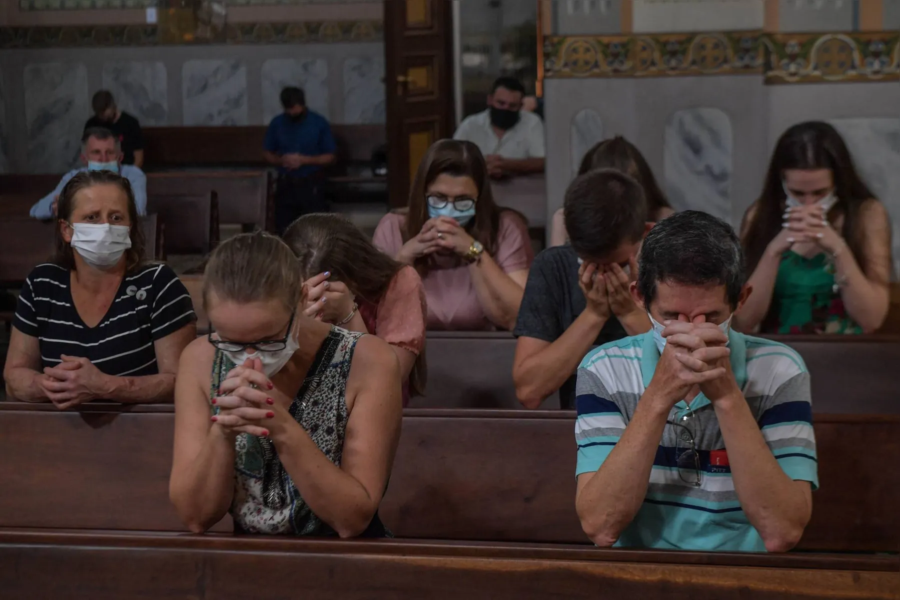 Imagem ilustrativa da imagem Em Prudentópolis, a 'Ucrânia brasileira', guerra domina orações