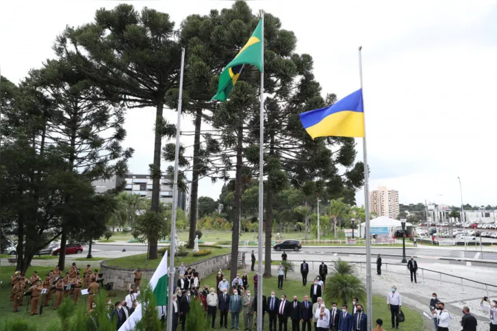 Imagem ilustrativa da imagem Legislativo do Paraná faz homenagem ao povo ucraniano