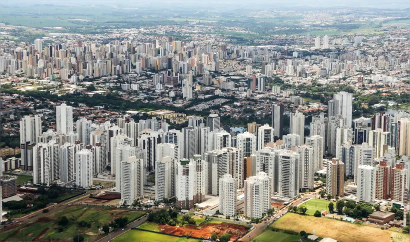 Vista aérea da cidade de Londrina (26/01/2020)