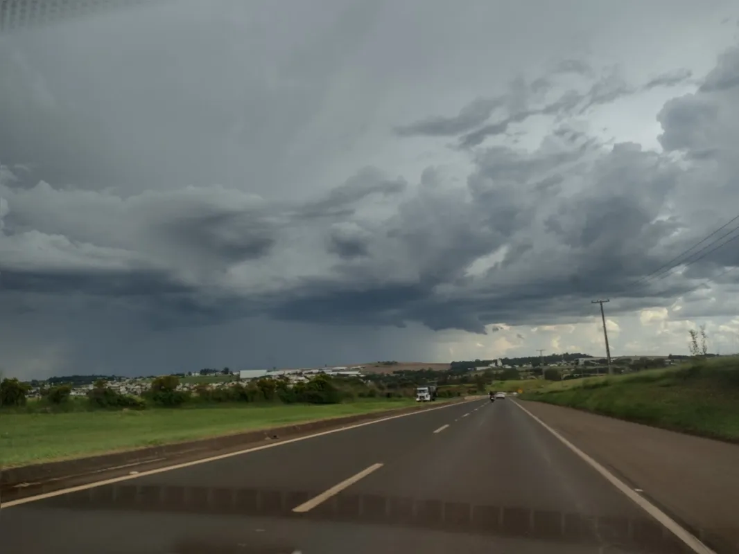Imagem ilustrativa da imagem # A CIDADE FALA - Estrada