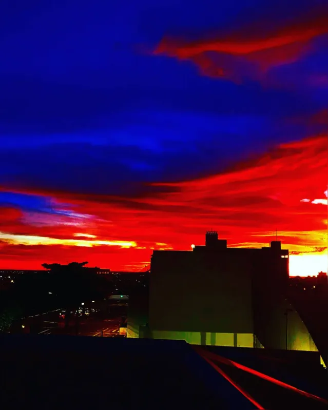 Imagem ilustrativa da imagem Cidade Fala | O pôr do sol em Londrina