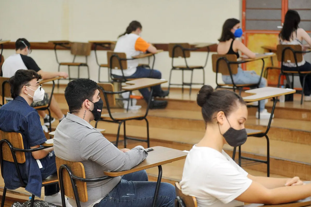 Imagem ilustrativa da imagem Índice de abstenção no vestibular da UEL é de 30%