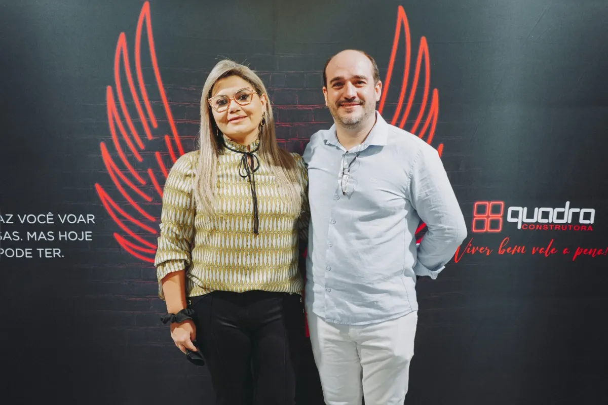 Janaina Carrasco e Sérgio Carrasco Jr.