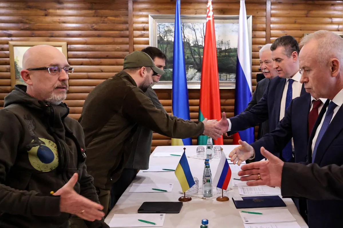 Representantes da Rússia e da Ucrânia tiveram encontro na Belaurs