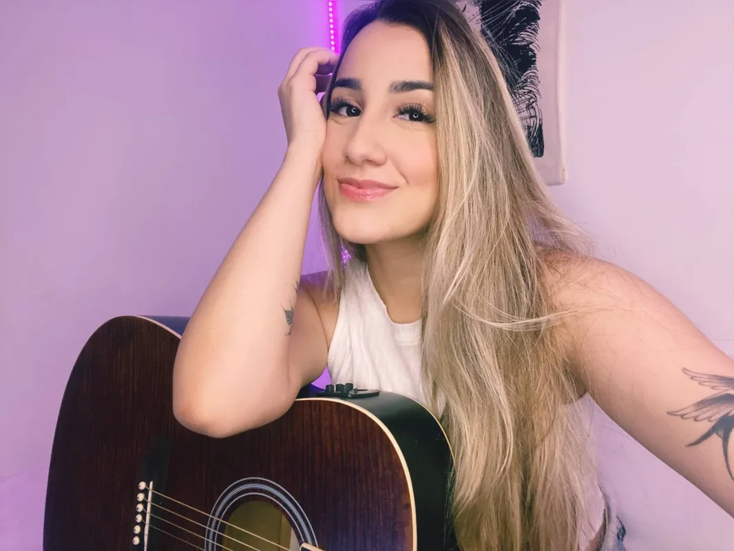 Lisa Haidê faz lives no Tiktok: "Canto todos os dias e sou reconhecida pelo meu trabalho"