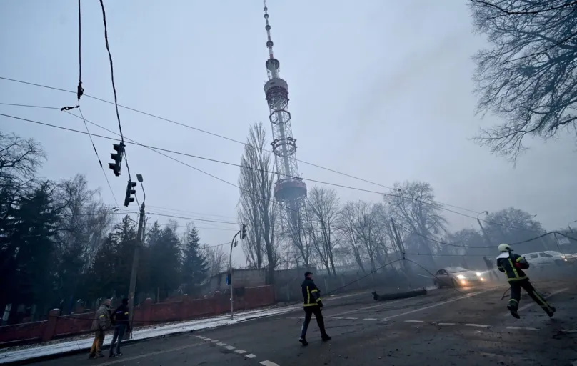 Ataque a torre de televisão em Kiev ocorreu nas proximidades de memorial do Holocausto