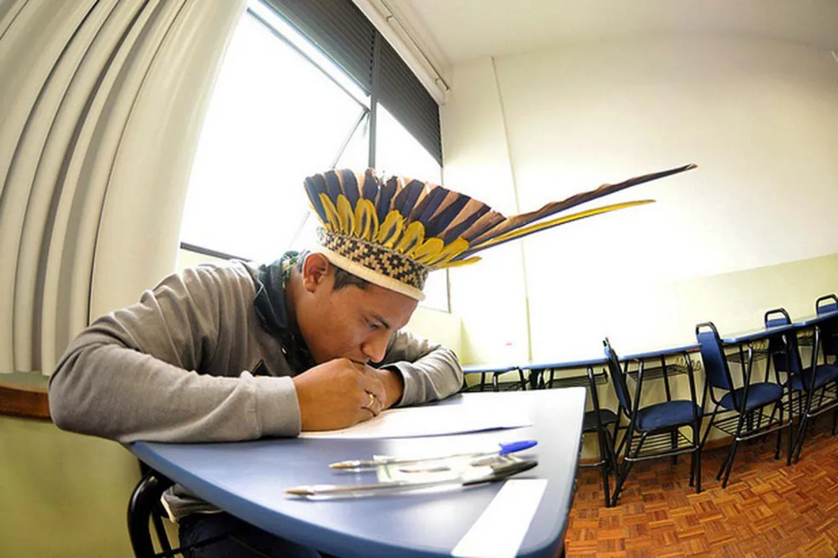 Imagem ilustrativa da imagem Abertas inscrições para vestibular dos povos indígenas do Paraná