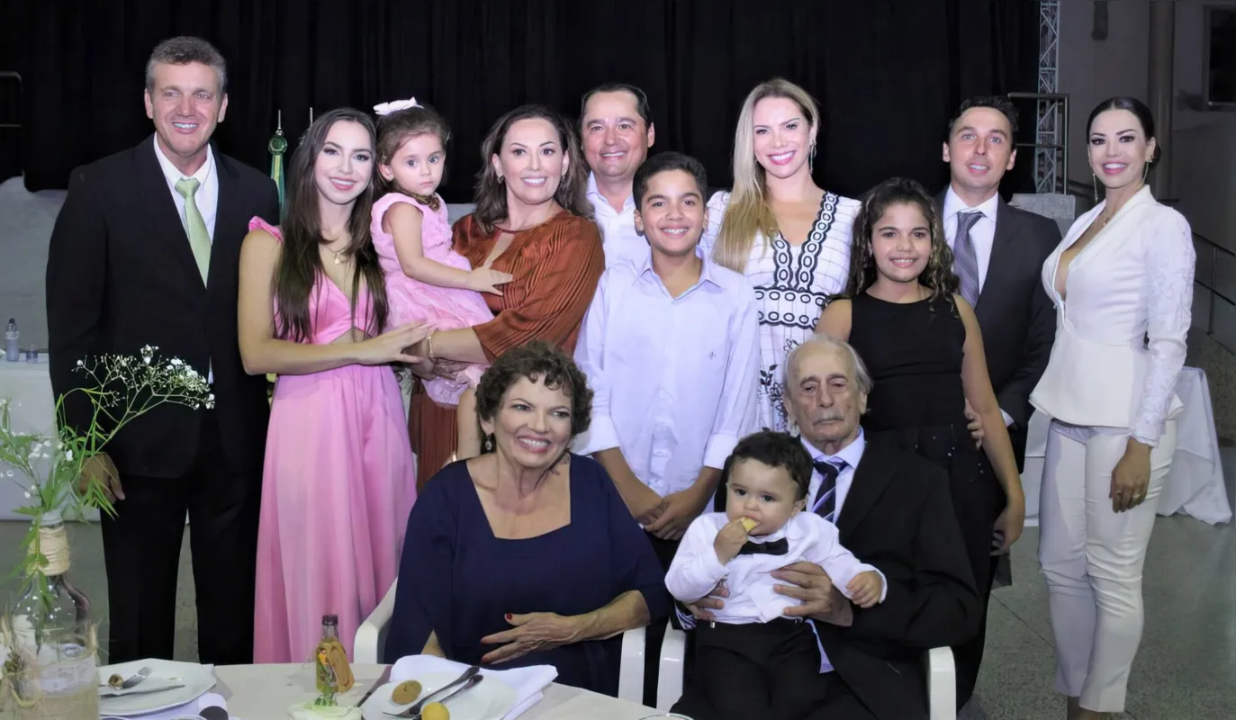 O homenageado com a família