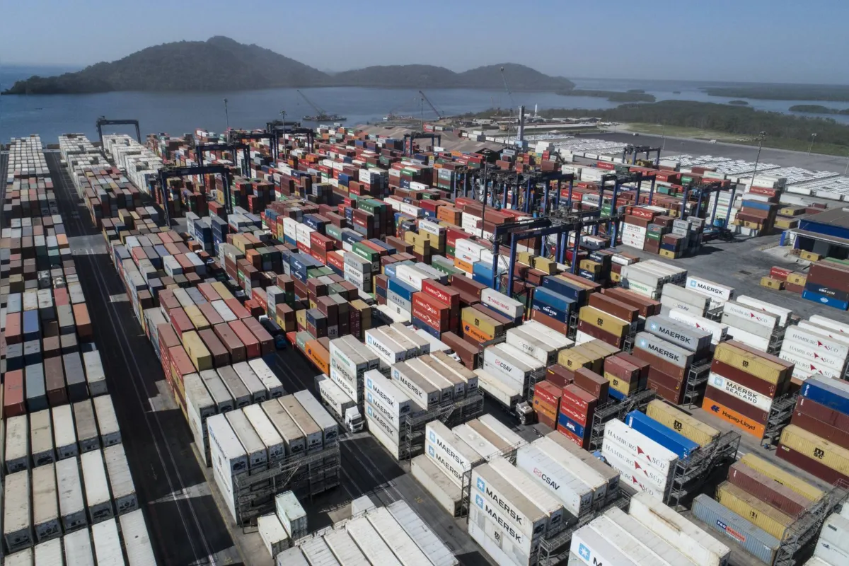 Atualmente o Paraná ocupa o sétimo lugar na lista de estados que mais exportam ao mercado norte-americano, mas é preciso estar atento a possibilidades de todos os setores