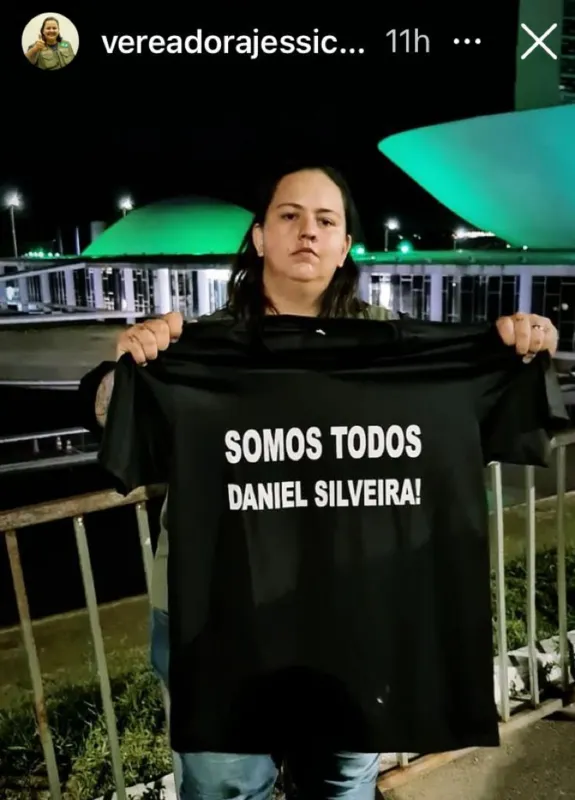 Imagem ilustrativa da imagem Em Brasília, vereadora de Londrina participa de ato em apoio a Daniel Silveira