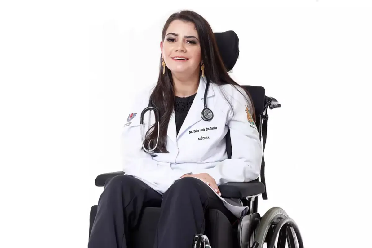 Elaine Luzia dos Santos, acadêmica da Unioeste