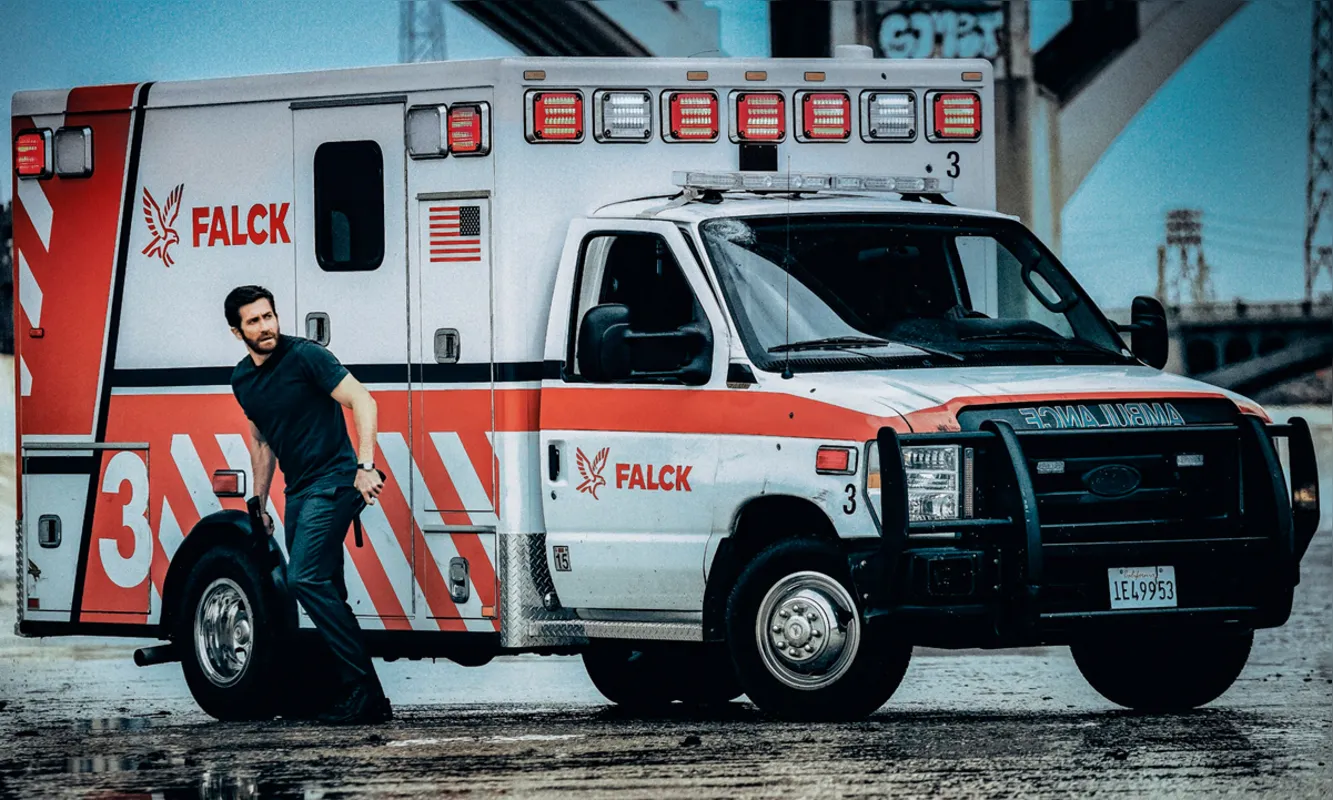 Imagem ilustrativa da imagem Jake Gyllenhaal volta aos cinemas com o suspense 'Ambulância: Um dia de Crime'