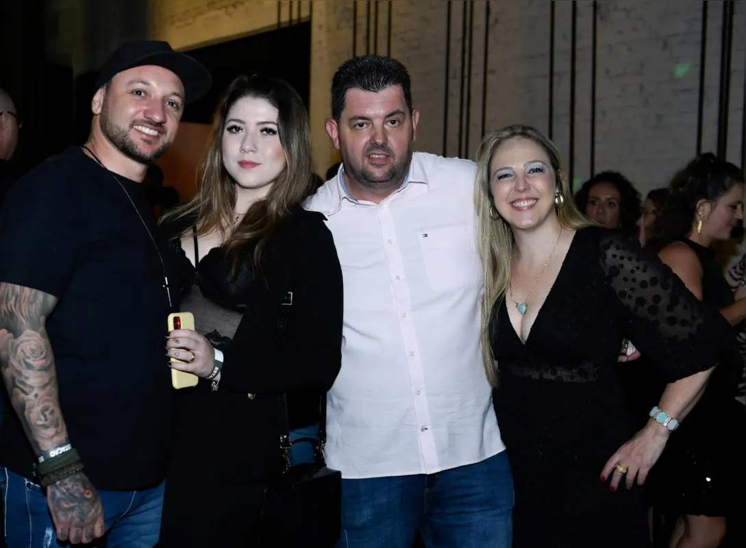 Walter Neto, Jade Guimarães Reid,  André Fiori  e Thaís Zampar