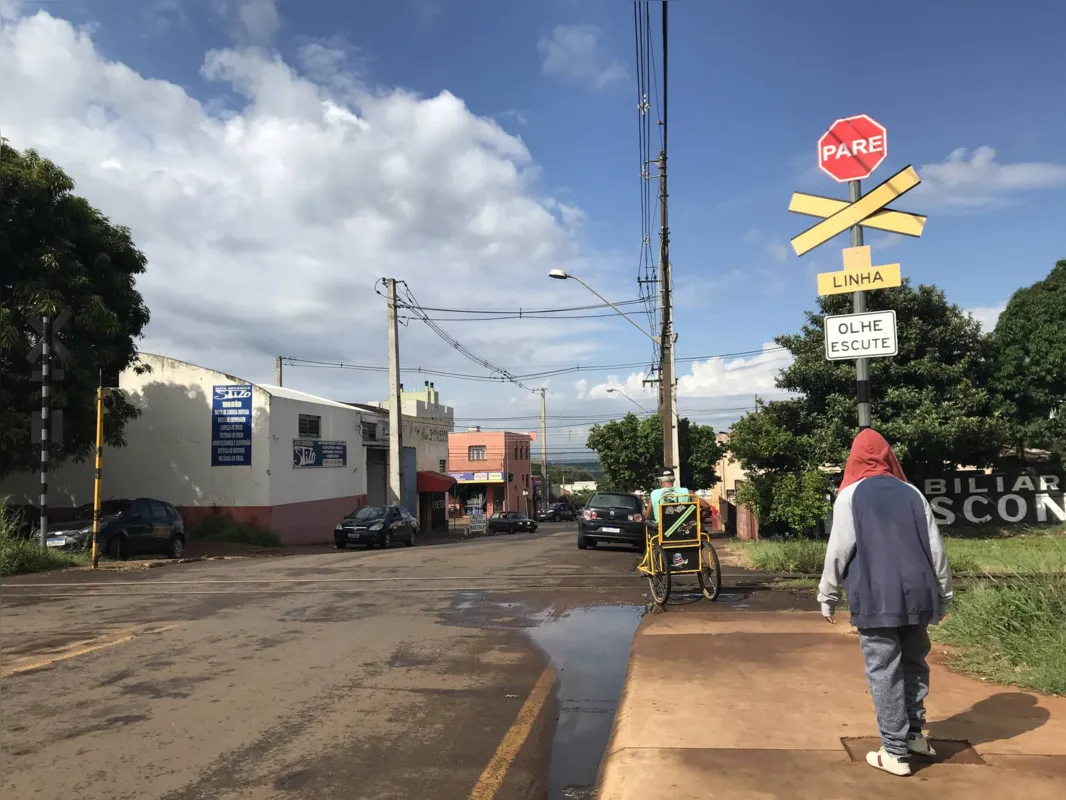 Imagem ilustrativa da imagem Prefeitura de Cambé quer cancelas nas passagens de trem