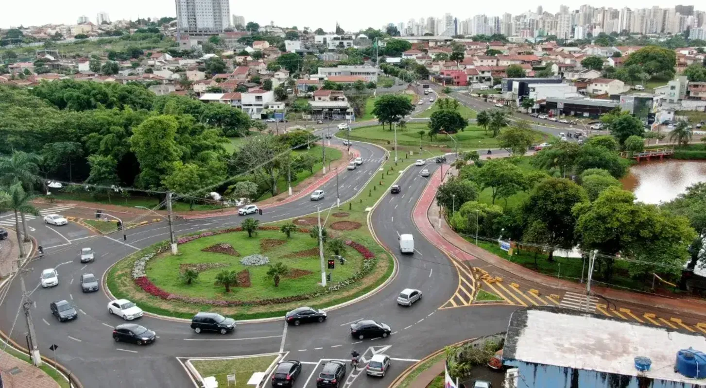Imagem ilustrativa da imagem Rotatória da Maringá será interditada parcialmente neste fim de semana