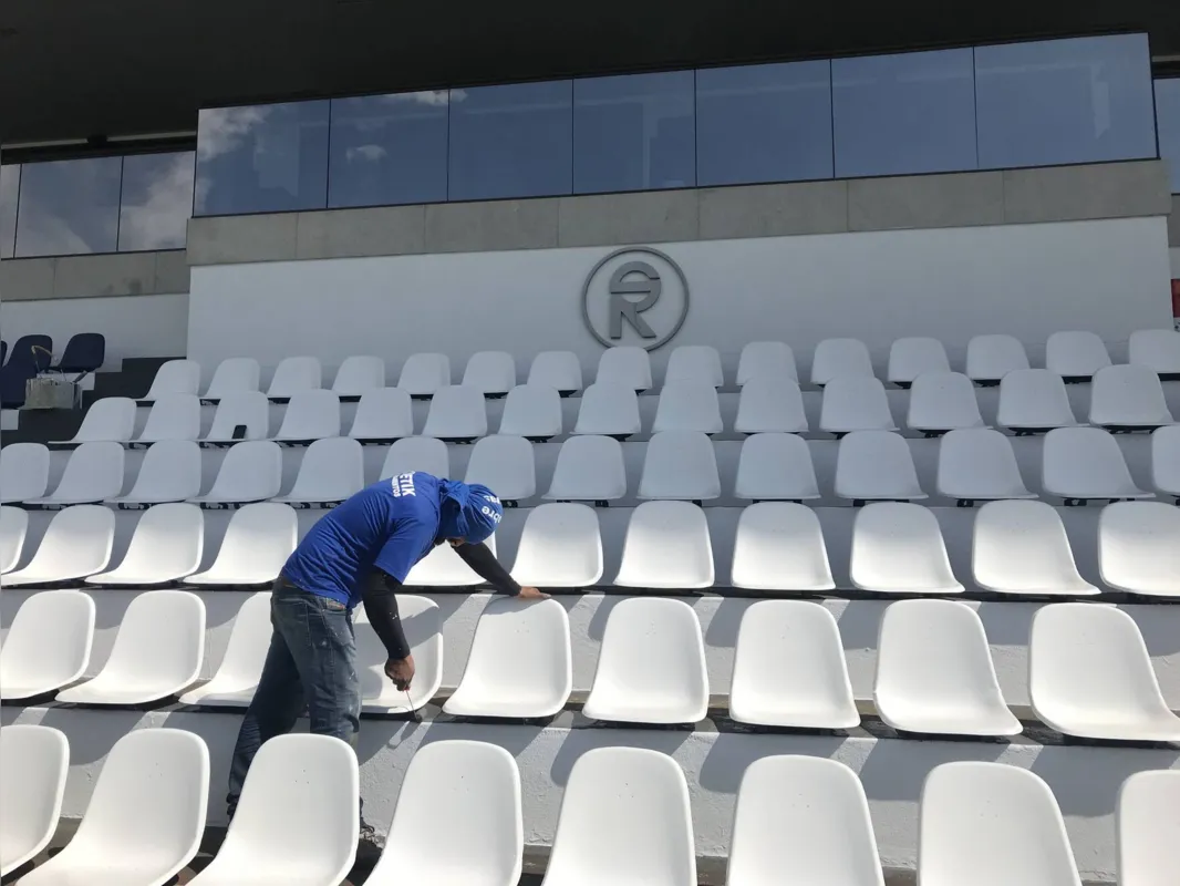 Imagem ilustrativa da imagem Trabalhadores movimentam o Parque Ney Braga