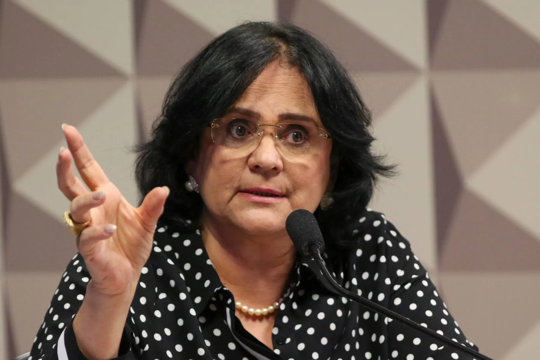 Fabio Rodrigues Pozzebom/Agência Brasil 

A gestão de Damares Alves incluiu "ideologia de gênero" no escopo de motivações de violações de direitos humanos