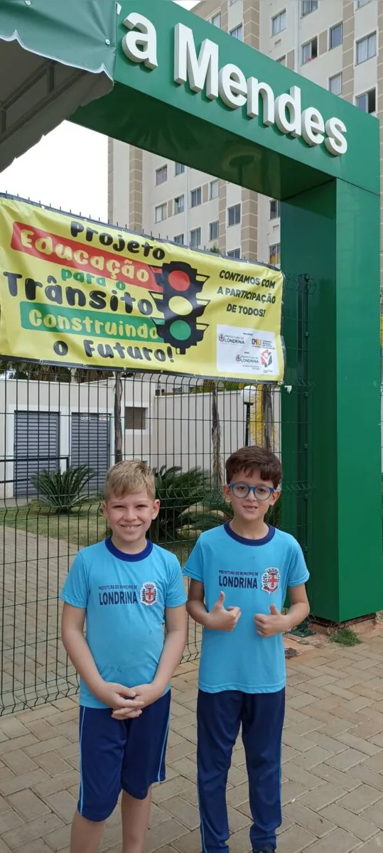 Matias Baptista Simões e Felipe Arias, alunos do 2º ano E: felizes por participar ativamente do projeto