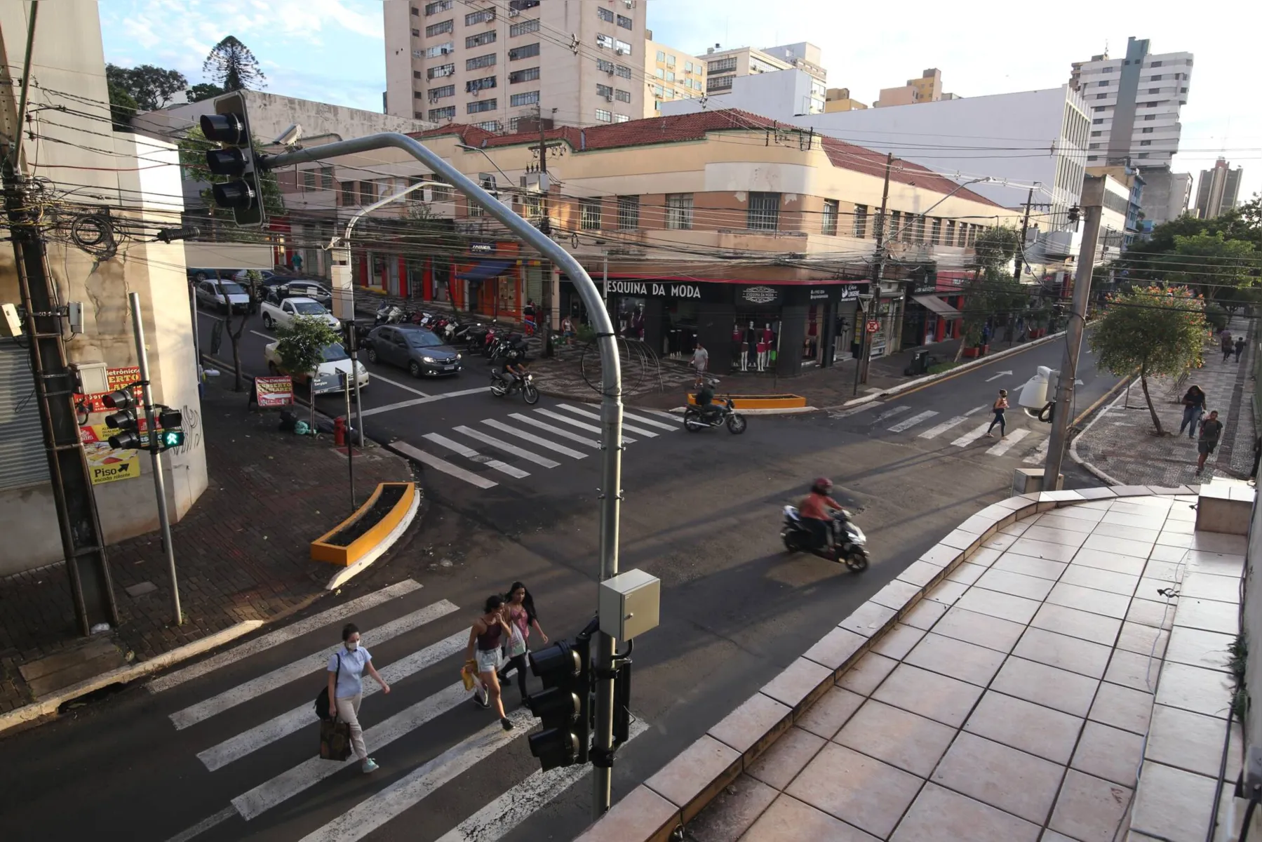 Imagem ilustrativa da imagem Projeto de smart city na rua Sergipe começa a sair do papel