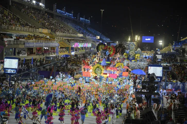 Em Cima da Hora abre os desfiles da Série Ouro do carnaval 2022 na Sapucaí