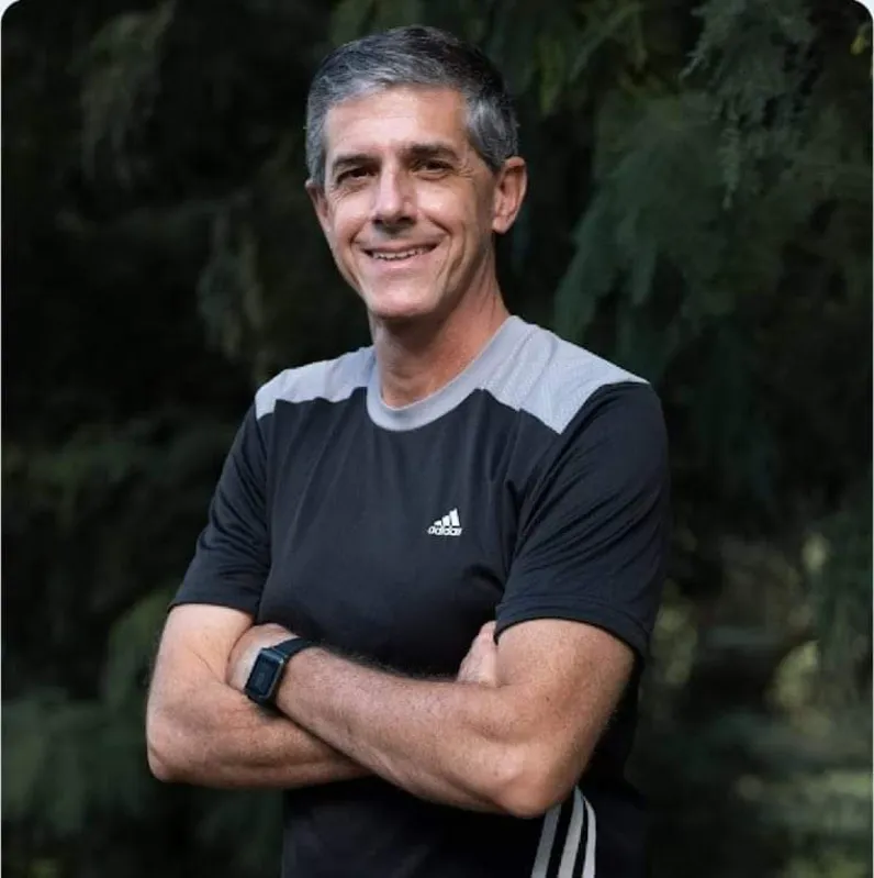 "Alguns estiveram à beira da morte e isso faz com que a pessoa tome uma consciência muito grande da importância da atividade física", afirma Raymundo Pires