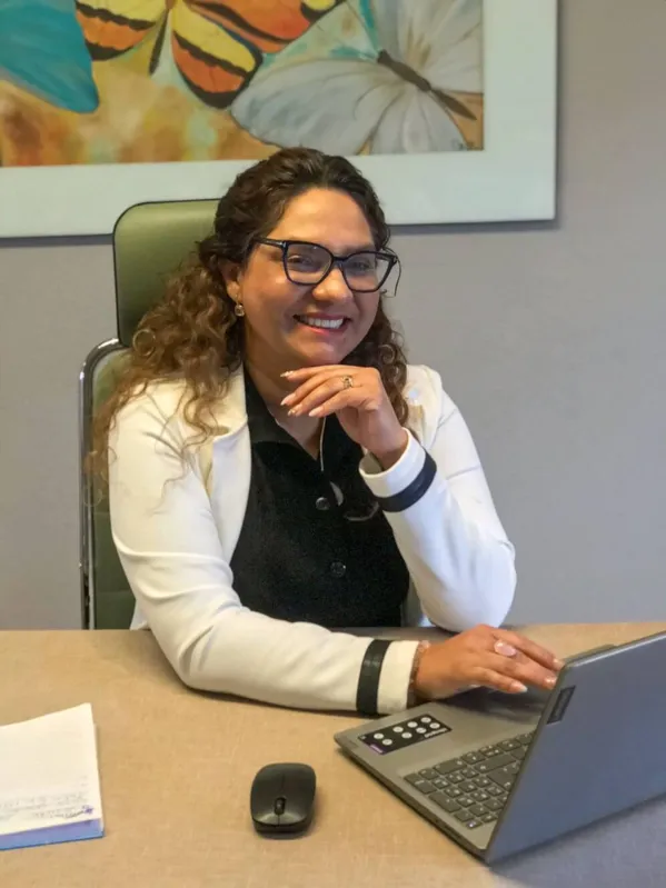 Maria Claudia Martins, psicóloga especialista na gestão de pessoas, dá orientações para quem quer estar bem posicionado no mercado de trabalho