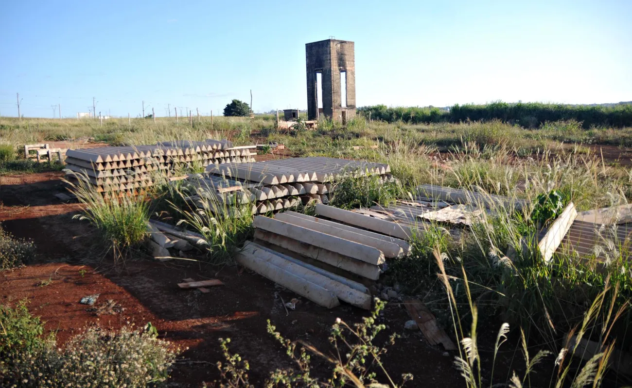 Orçada em R$ 20 milhões, obra da Cidade Industrial é uma das que não avançam no município