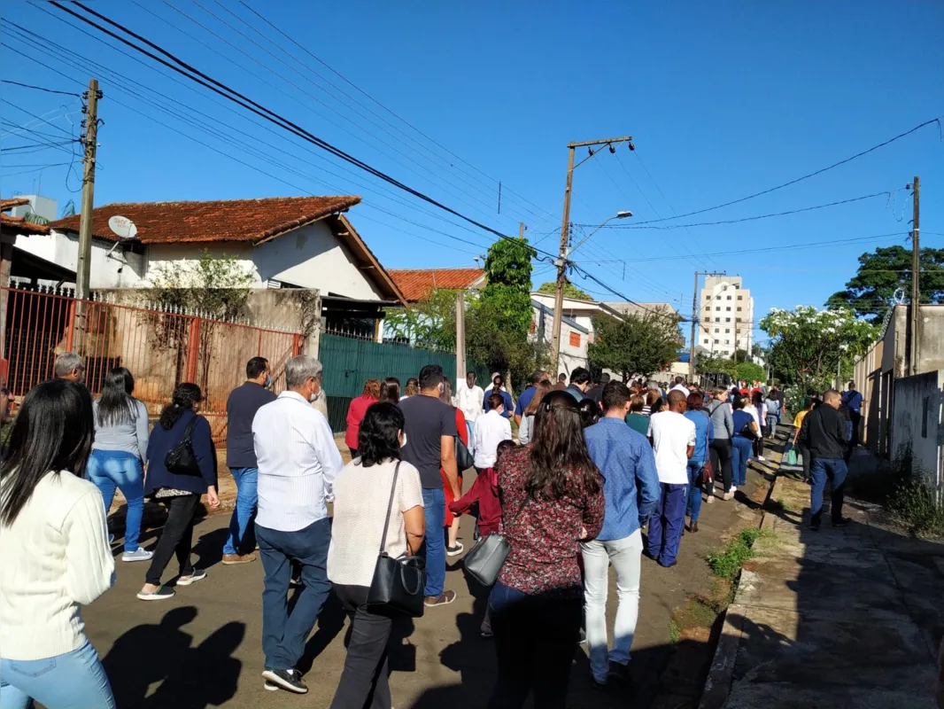 Imagem ilustrativa da imagem Católicos participam de Via Crucis em Londrina