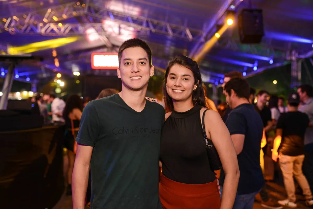 Rodrigo Capello e Marcela Valério