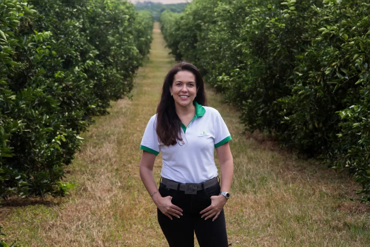 A produtora rural Sarita Junqueira Rodas, que administra 13 fazendas em São Paulo e Mato Grosso do Sul com laranja, cana e gado, é um dos nomes que têm  sedestacado no agro brasileiro