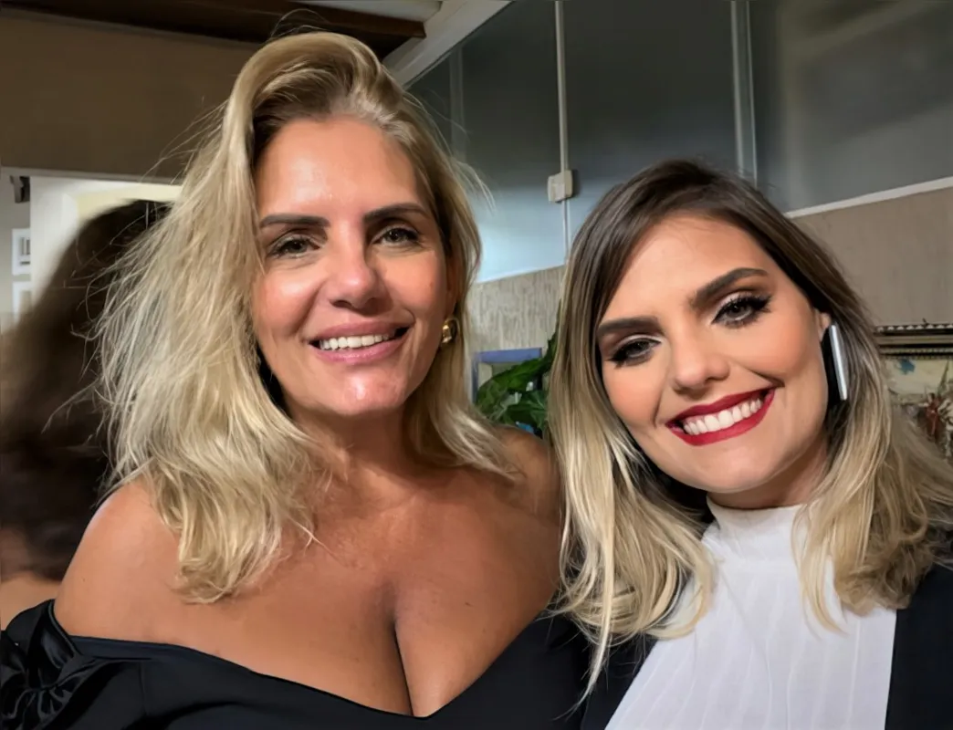 Gislaine Carrion e Patrícia Fuganti Liberatti