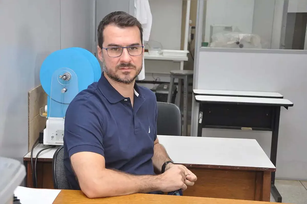 Rafael Deminice, professor da UEL e coordenador do guia