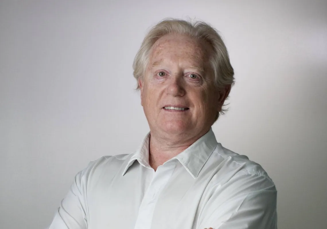Marcos Rambalducci, economista e professor: "As profissões mudaram, um vendedor tradicional de loja, por exemplo, também deve se adaptar aos mecanismos eletrônicos"