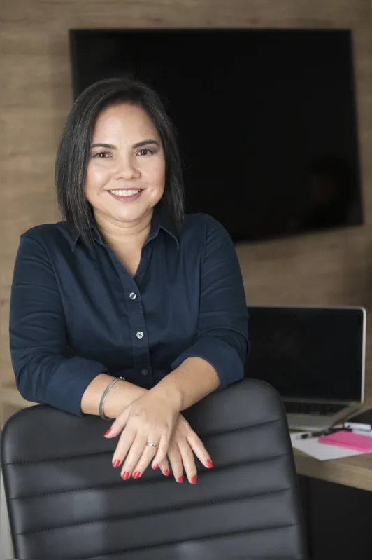 Rebeca Toyama: "Crie uma rotina de estudos, mantenha os horários que as crianças seguem em seu dia-a-dia"