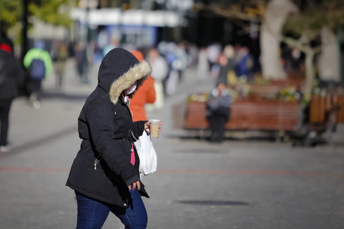O amanhecer gelado da Sexta-Feira Santa é explicado pelos meteorologistas como resultado da primeira onda de frio sobre o Paraná, entre a madrugada e o amanhecer