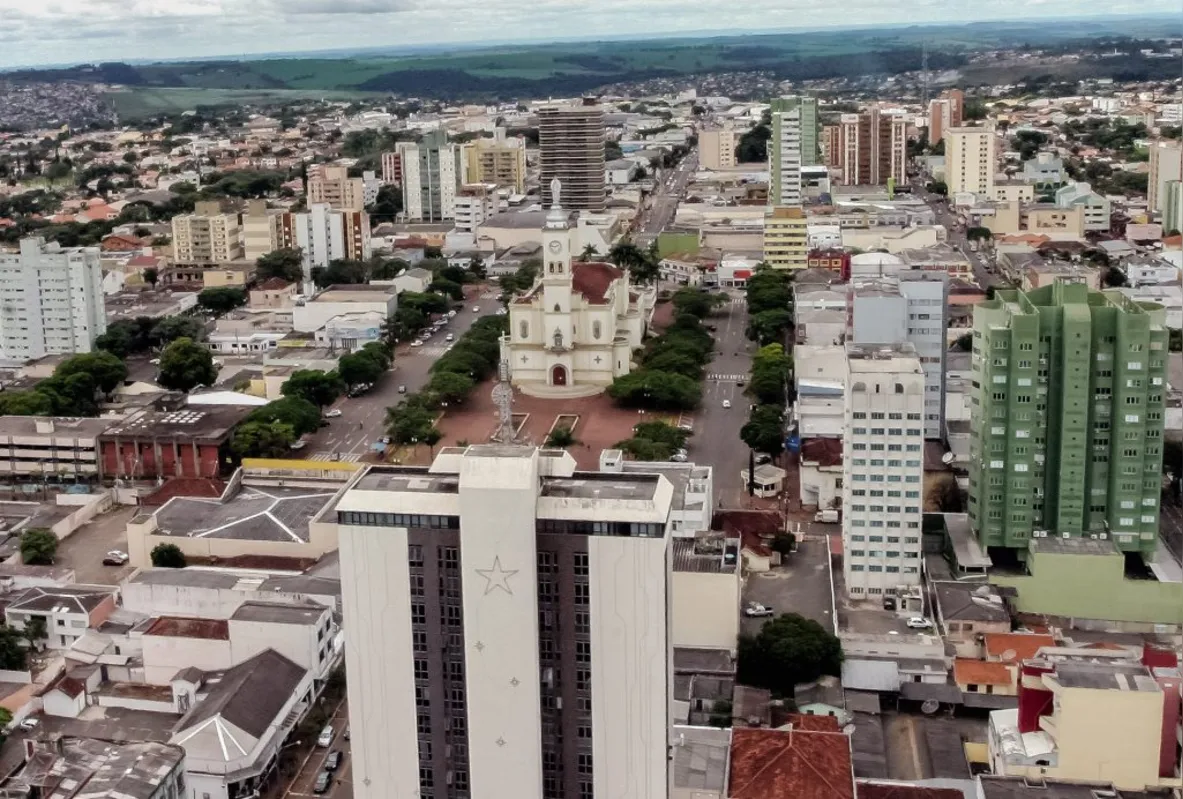 Imagem ilustrativa da imagem Prefeitura de Apucarana realiza concurso para contratar 93 pessoas