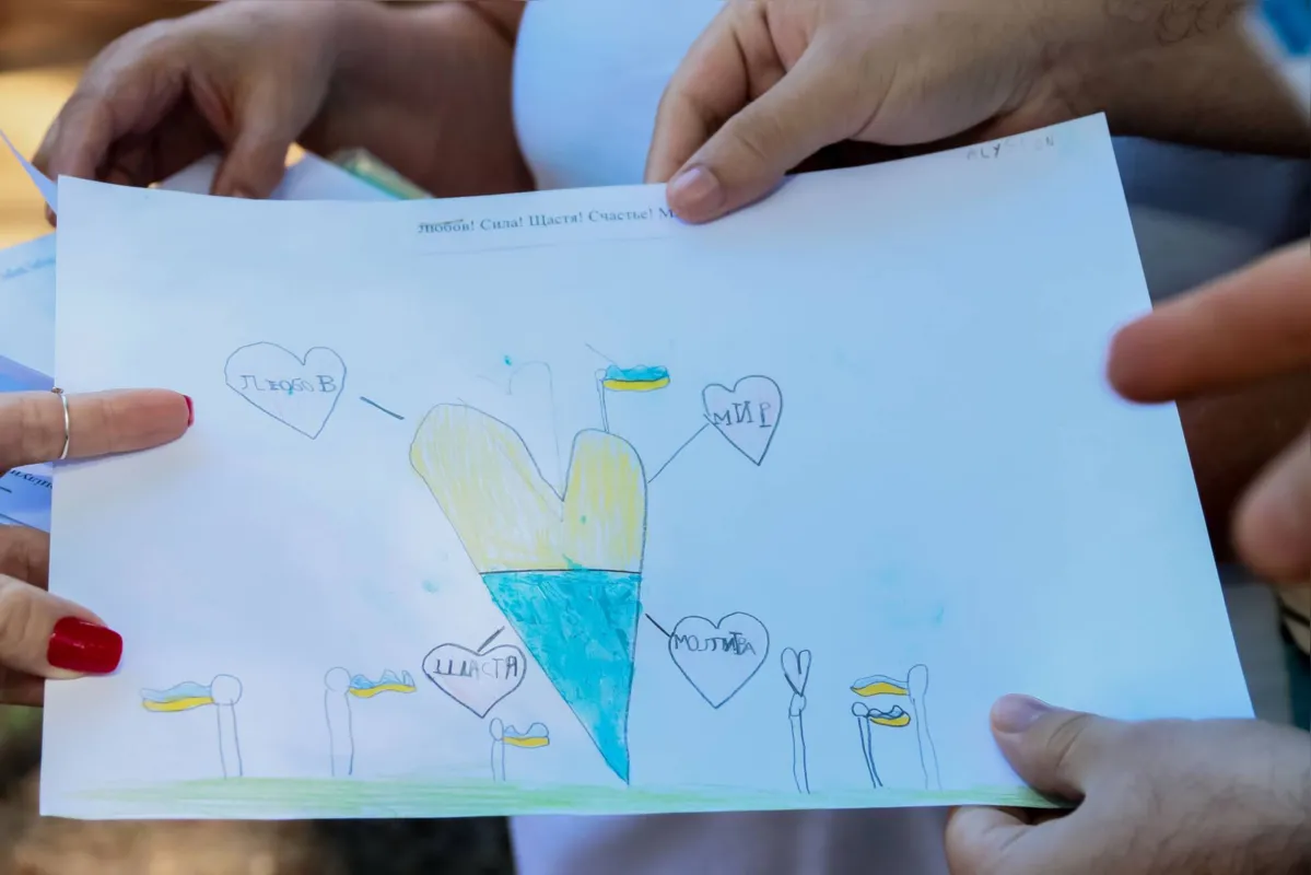 Imagem ilustrativa da imagem Refugiados ucranianos de Apucarana recebem cartas de estudantes
