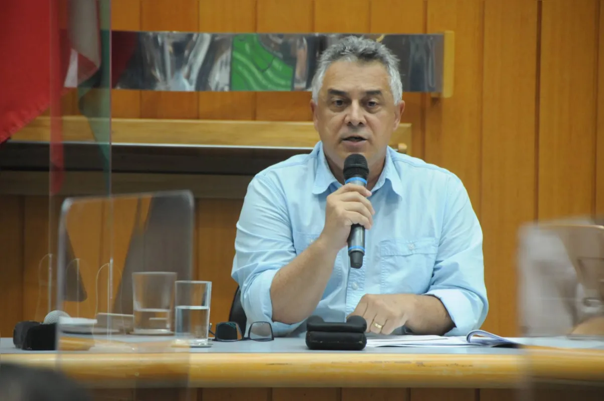 Ronaldo Deber Siena, secretário municipal do Ambiente, diz que ações não  foram prejudicadas
