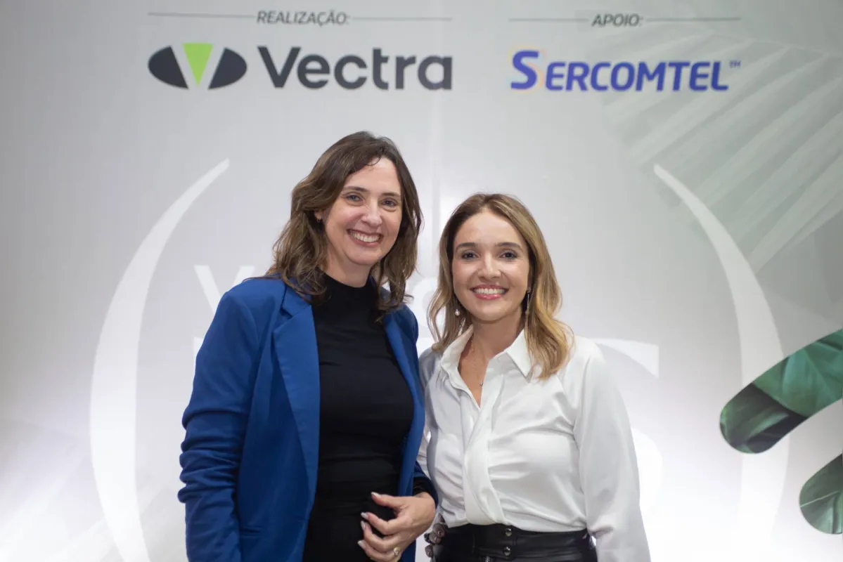 Rosângela Miqueletti Martins de Oliveira e Roberta Costa Alves Nunes Mansano
