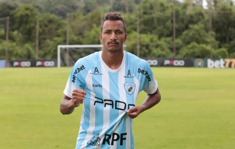 Mirandinha foi um dos destaques do Maringá no vice-campeonato paranaense. Atacante marcou três gols no Estadual