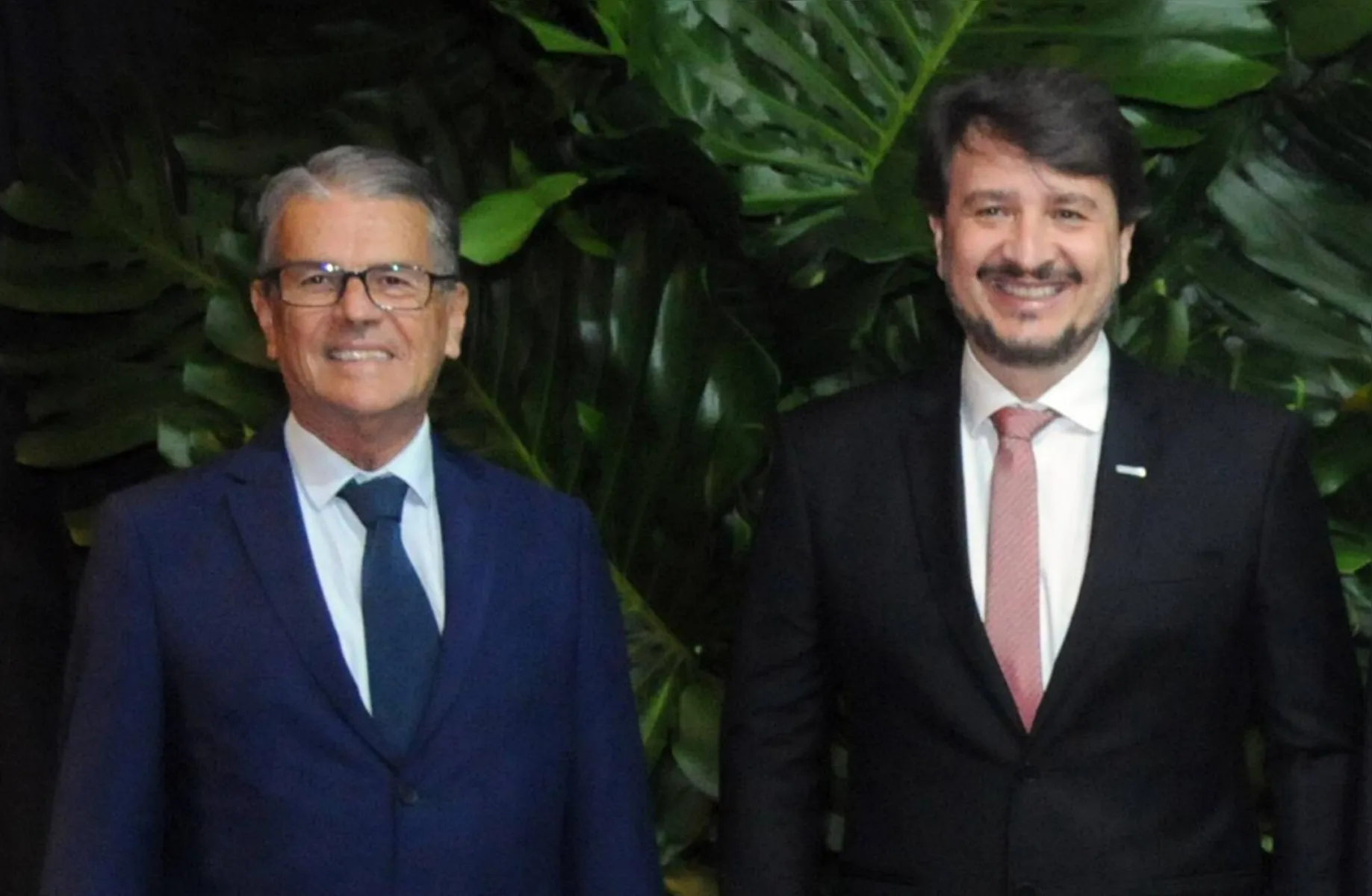 Claudio Tedeschi , presidente da Londrina Iluminação, e Fernando Moraes, presidente da Faciap